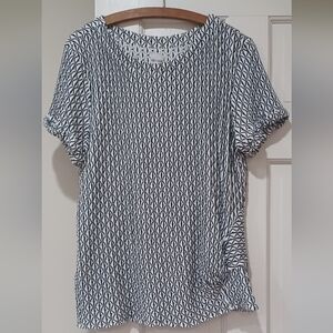 Nic & Zoe black & white short-sleeved shirt